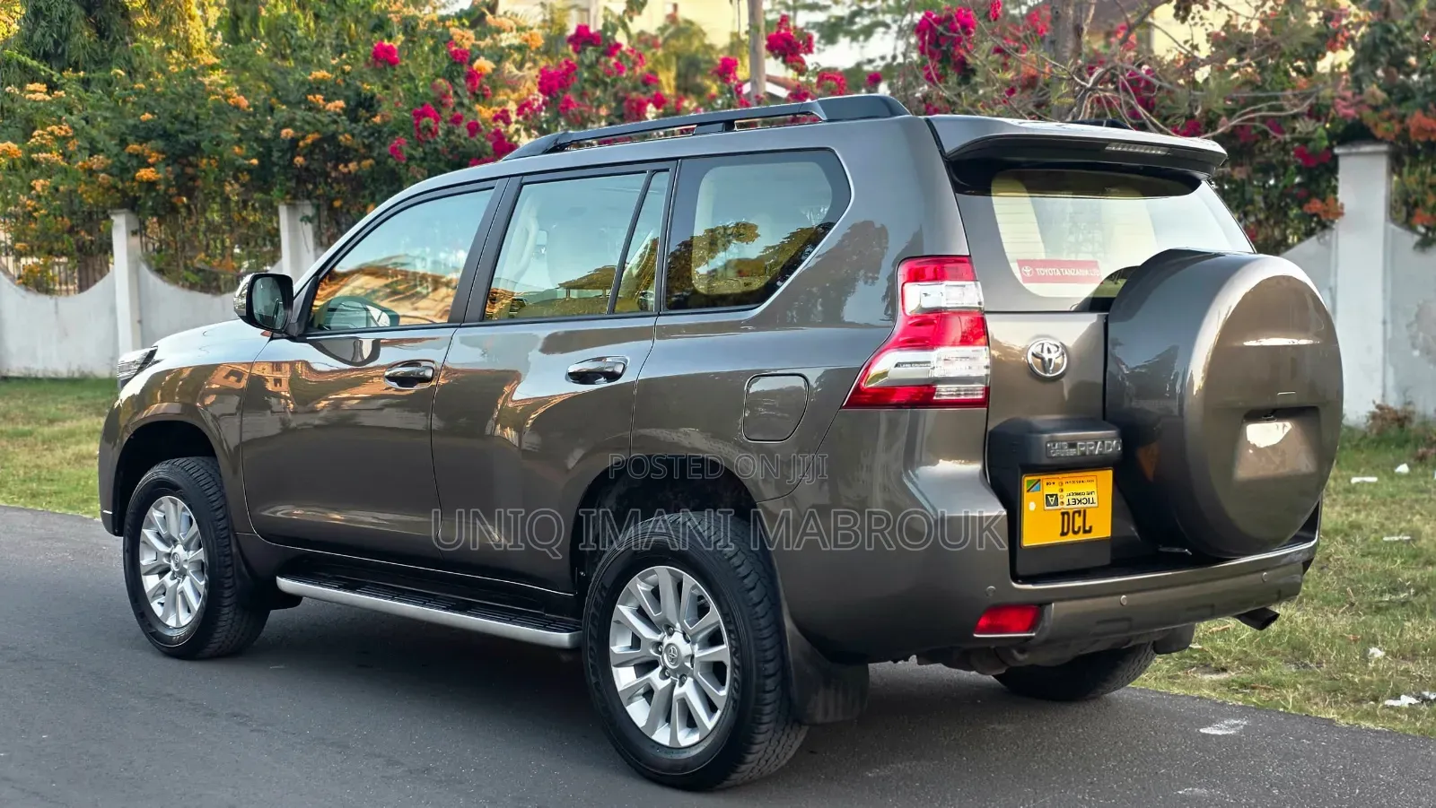 Toyota Land Cruiser Prado 2015 Gray