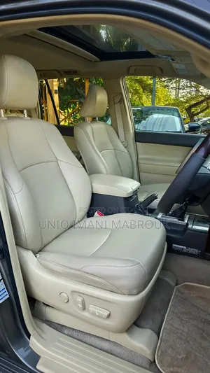 Toyota Land Cruiser Prado 2015 Gray