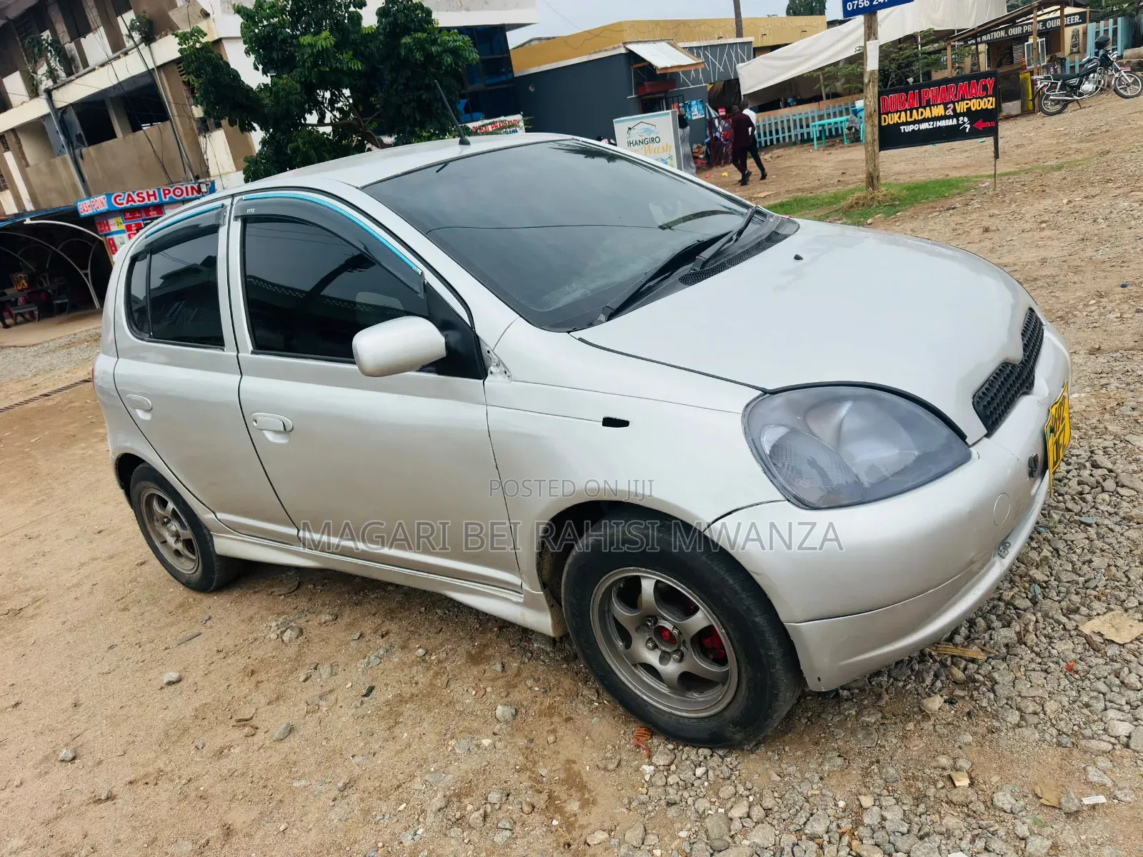 Toyota Vitz 1.0 FWD 3dr 2003 Silver
