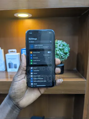 Apple iPhone XR 64 GB Black