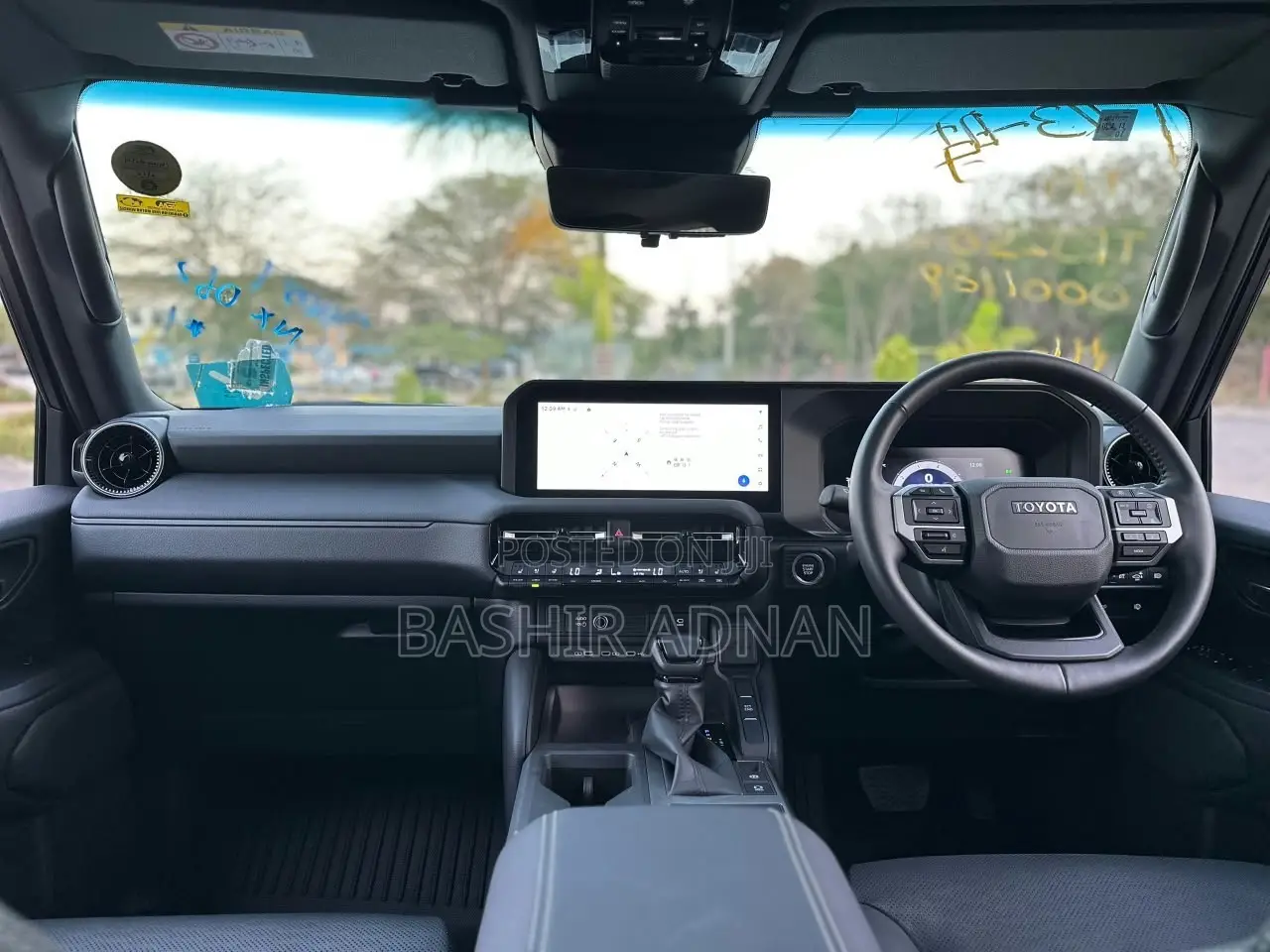 Toyota Land Cruiser Prado 2.7 2024 Pearl