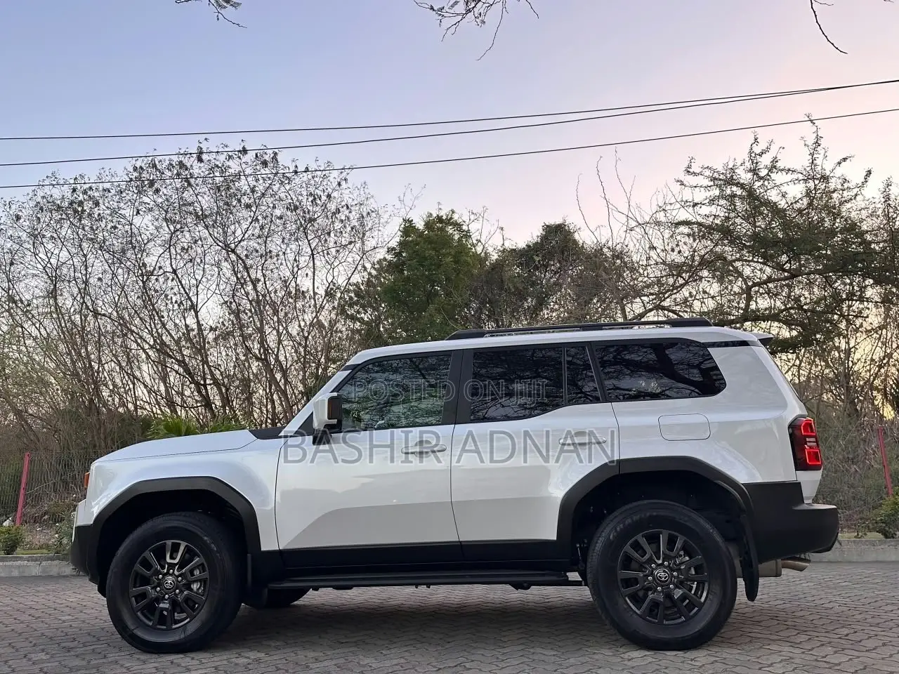 Toyota Land Cruiser Prado 2.7 2024 Pearl