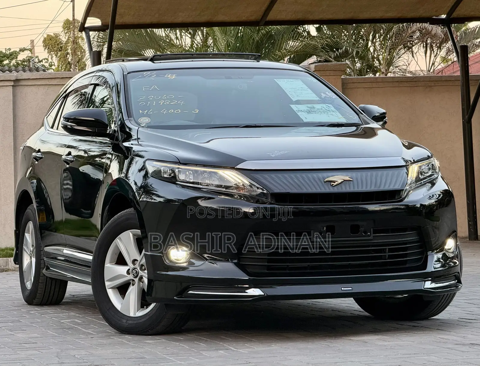 Toyota Harrier 2.0 2017 Black