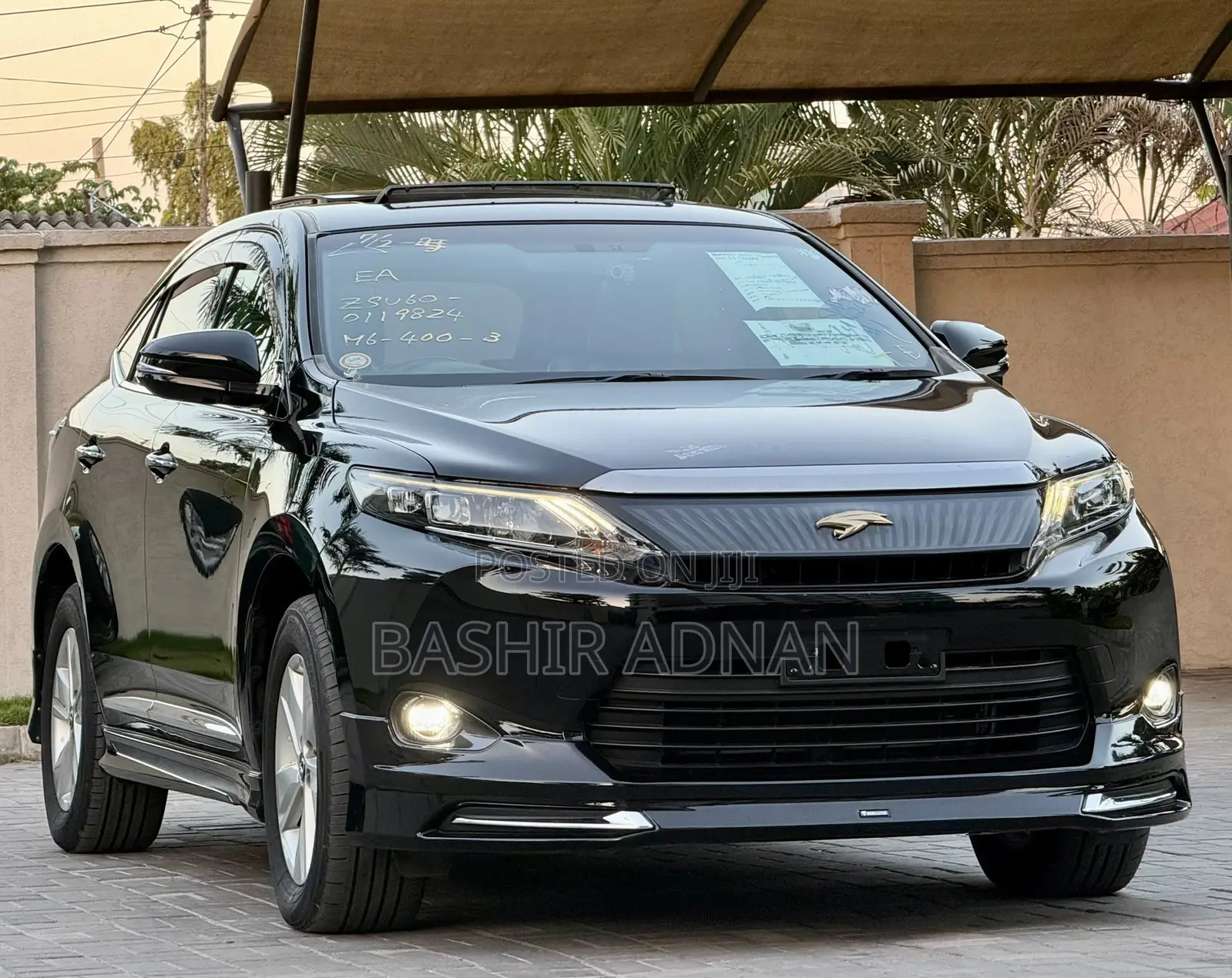 Toyota Harrier 2.0 2017 Black