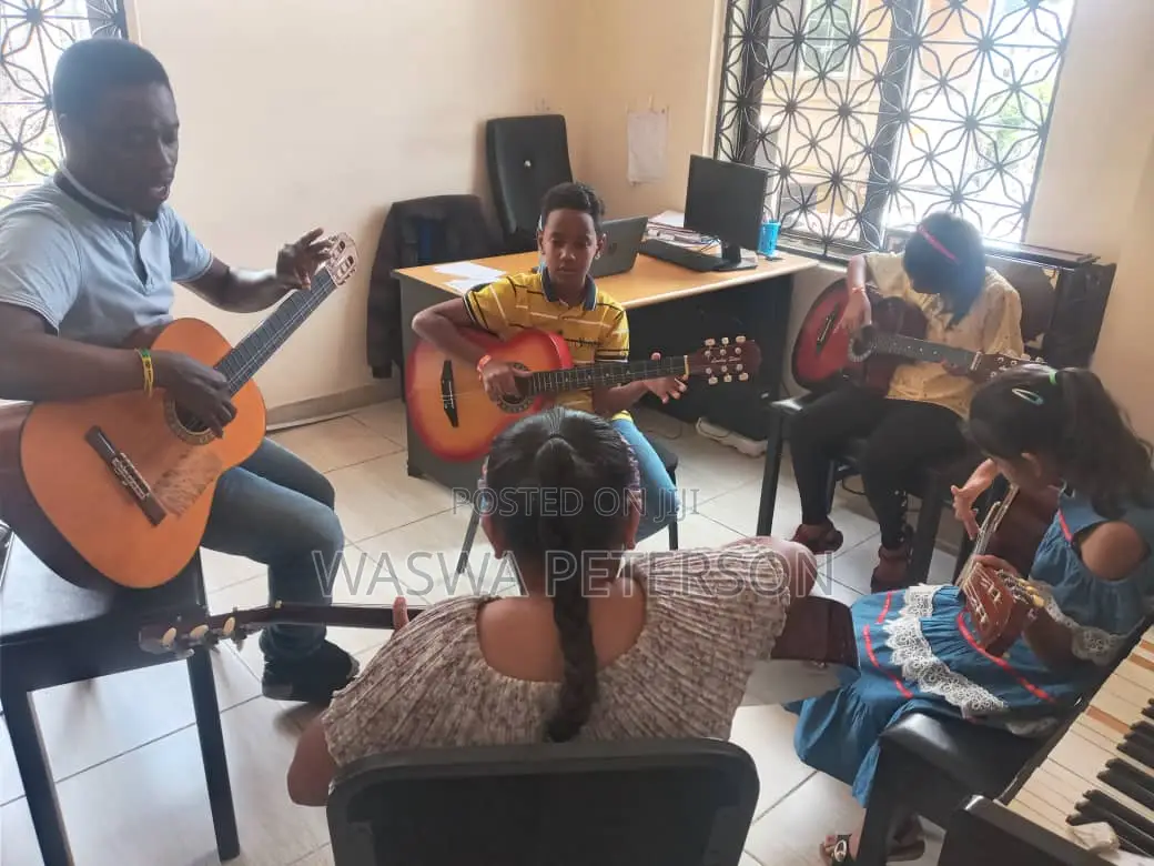 Piano,guitar and Music Theory ONLINE Classes