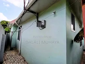 9bdrm House in Mkolemba Hostel, Ukonga for sale