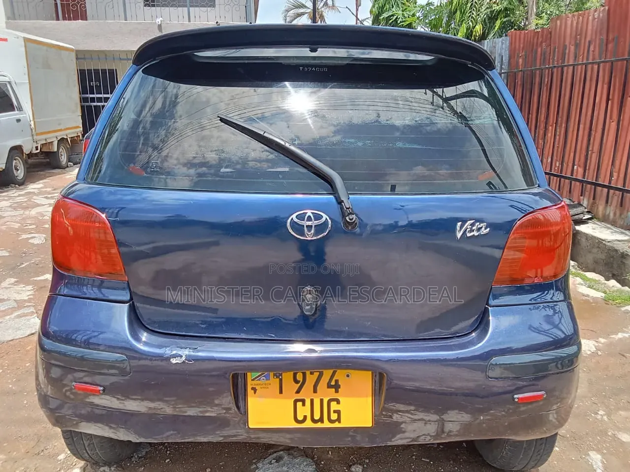 Toyota Vitz 2004 Blue