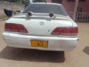 Toyota Cresta 2003 White