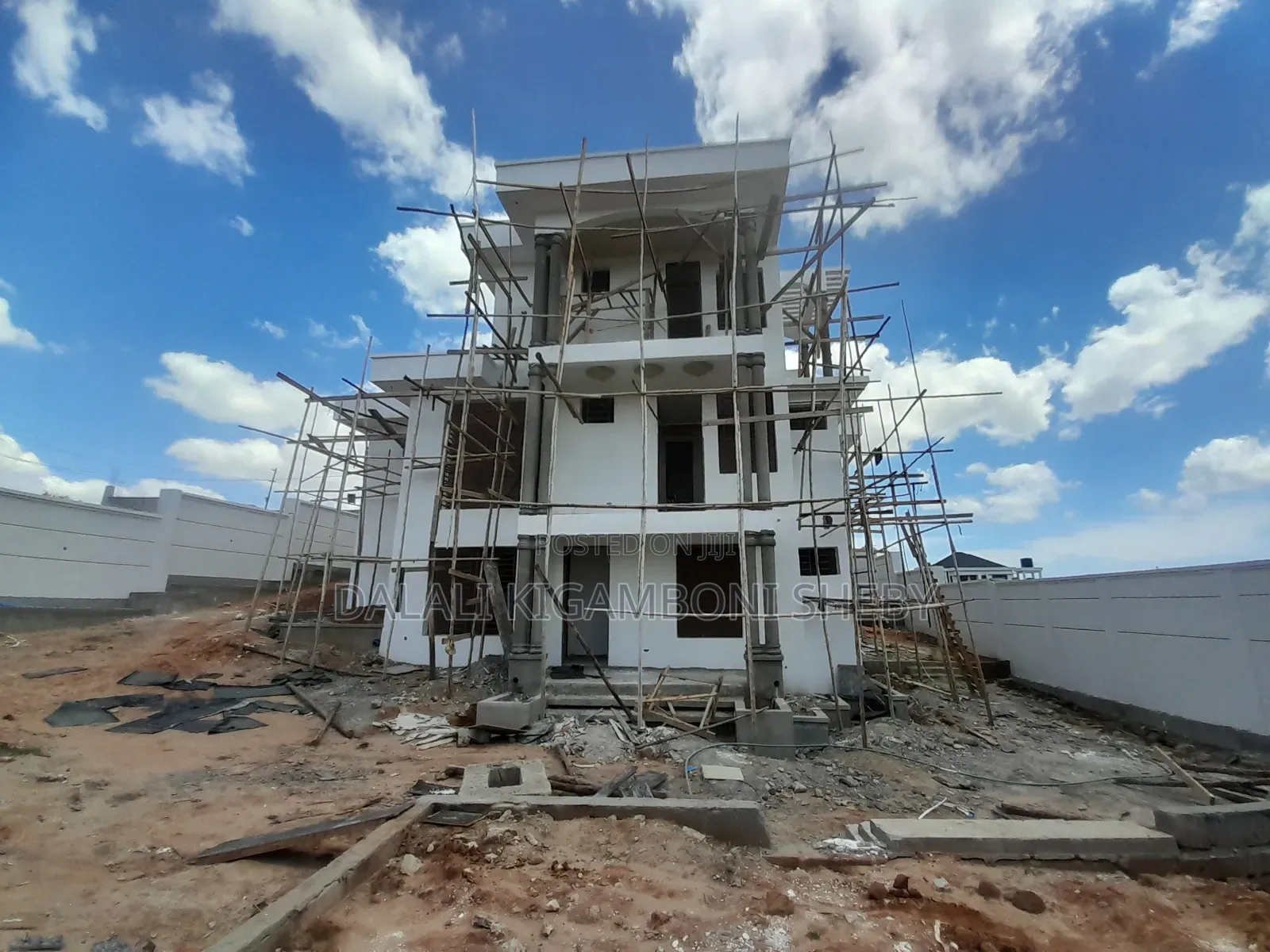 6bdrm House in Kigamboni Kibada for sale