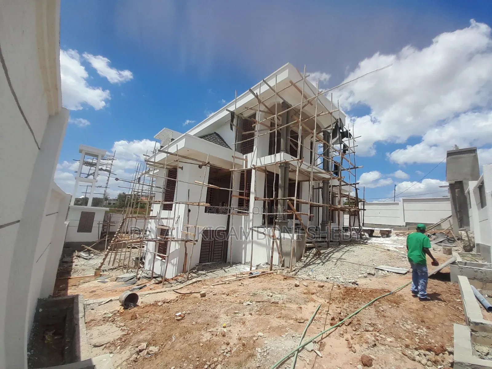 6bdrm House in Kigamboni Kibada for sale