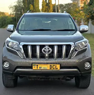 Toyota Land Cruiser Prado 2.8 D-4D 2016 Beige