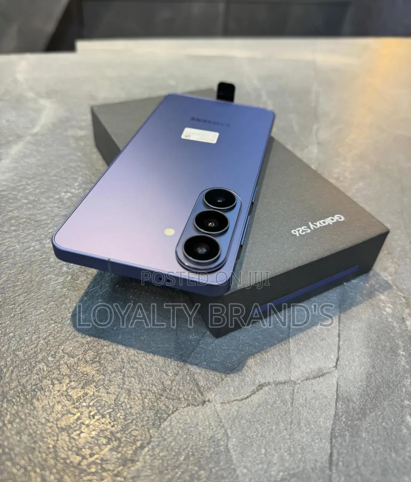 New Samsung Galaxy s26 256 GB Purple