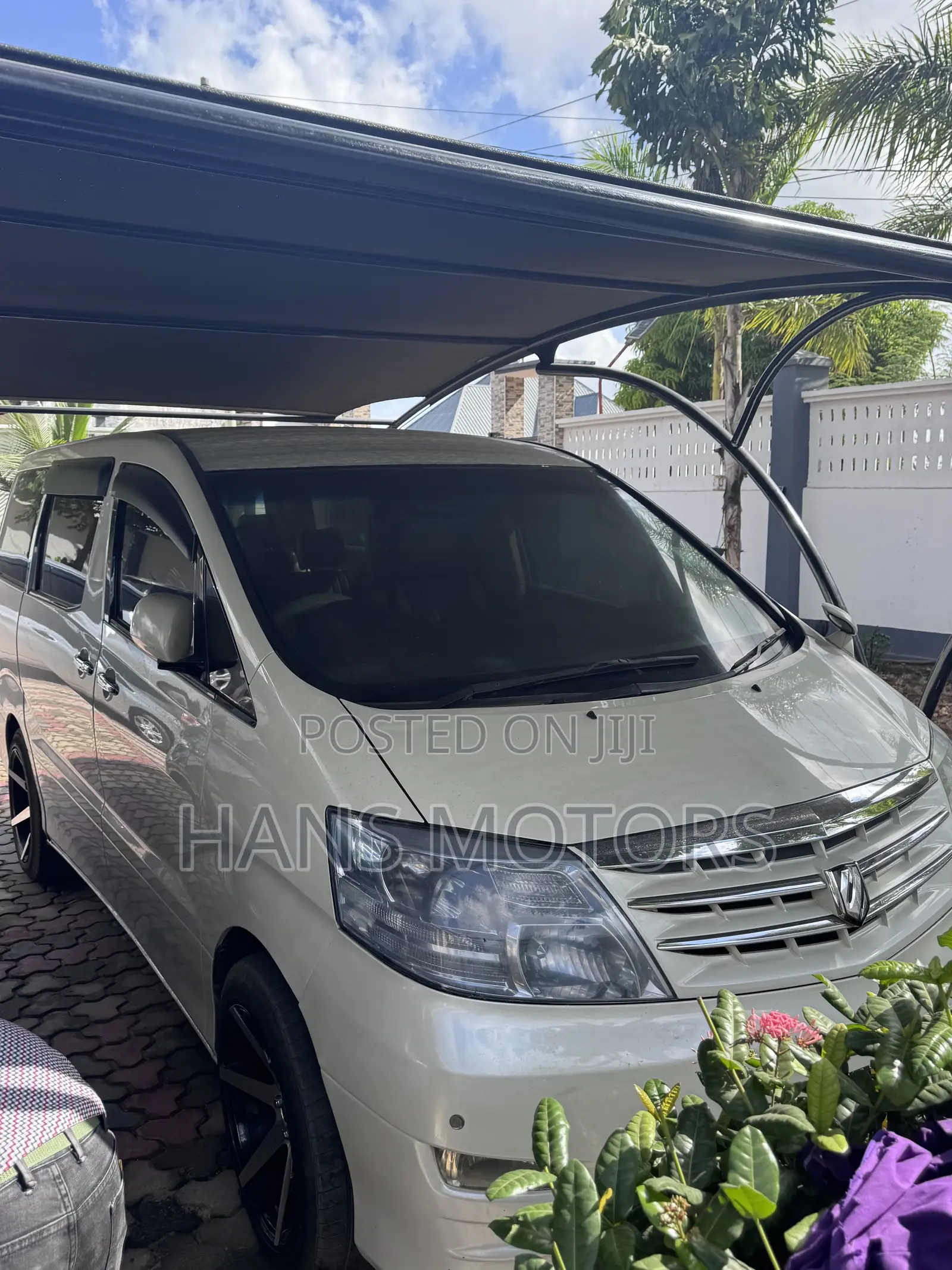 Toyota Alphard 2007 White