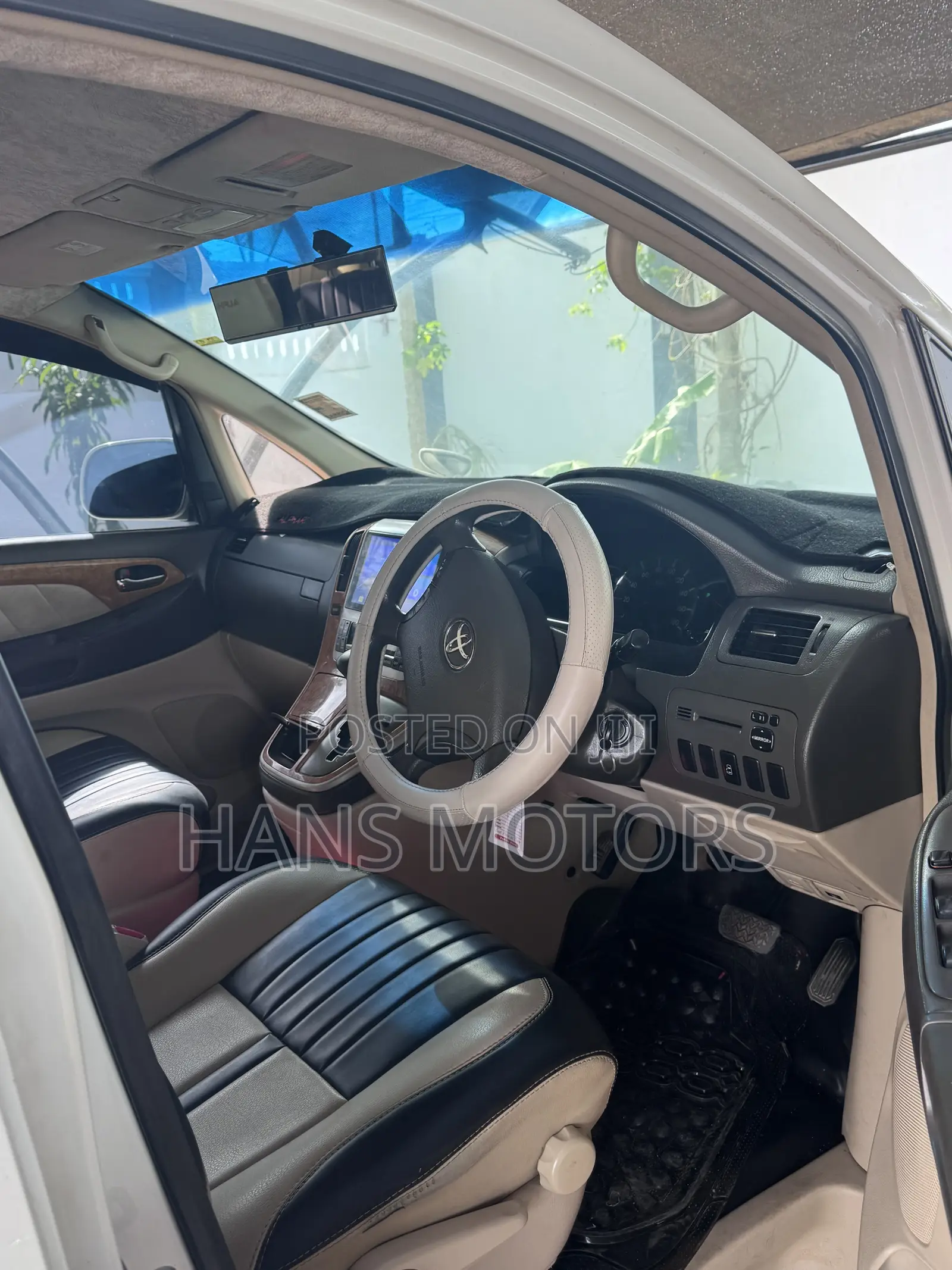 Toyota Alphard 2007 White
