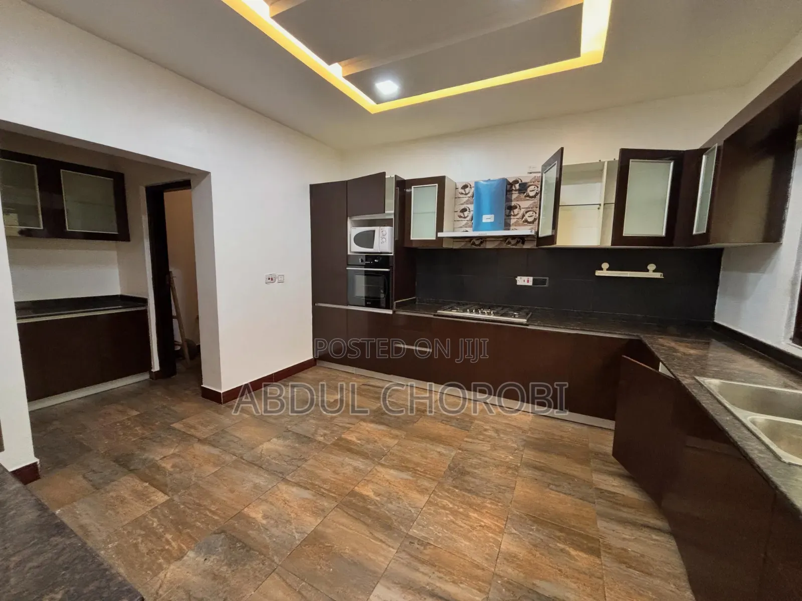 Furnished 5bdrm Villa in Oyster Bay for rent