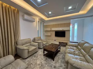 Furnished 5bdrm Villa in Oyster Bay for rent