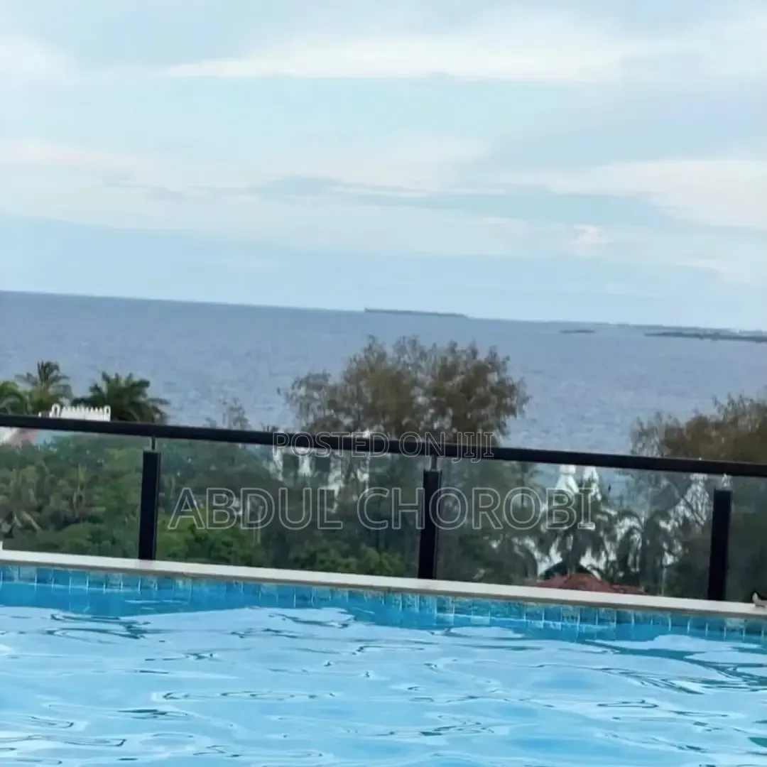 Furnished 5bdrm Villa in Oyster Bay for rent
