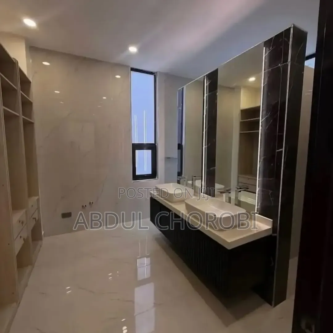 Furnished 5bdrm Villa in Oyster Bay for rent