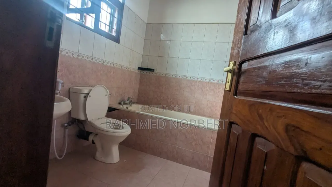 4bdrm House in Tanzania Realestates, Njiro for rent