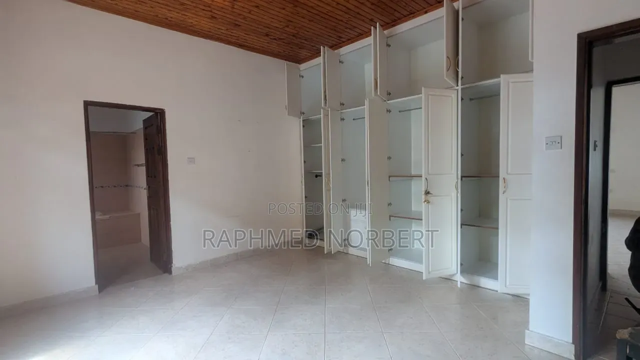 4bdrm House in Tanzania Realestates, Njiro for rent