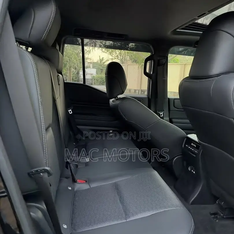 Toyota Land Cruiser Prado 2.7 2025 Black