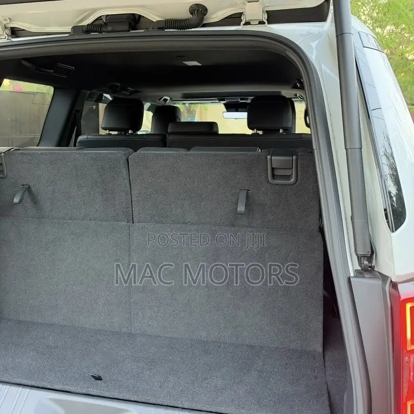 Toyota Land Cruiser Prado 2.7 2025 Black