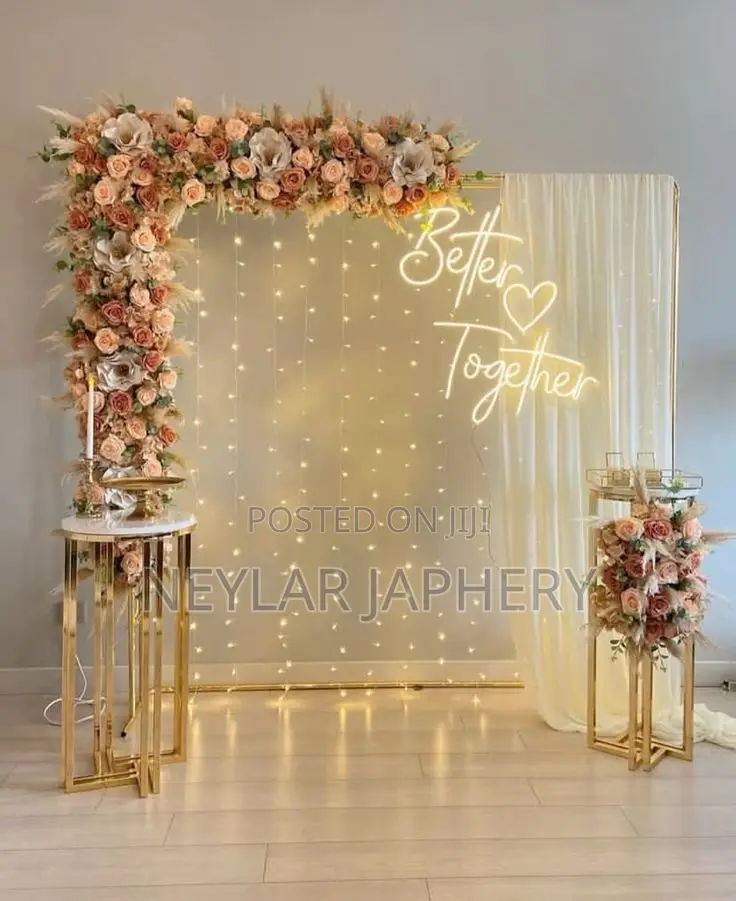 Event Decoration Supplies– Balloons, Flowers & Accessories