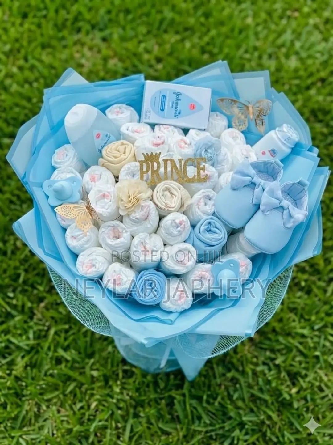 Event Decoration Supplies– Balloons, Flowers & Accessories
