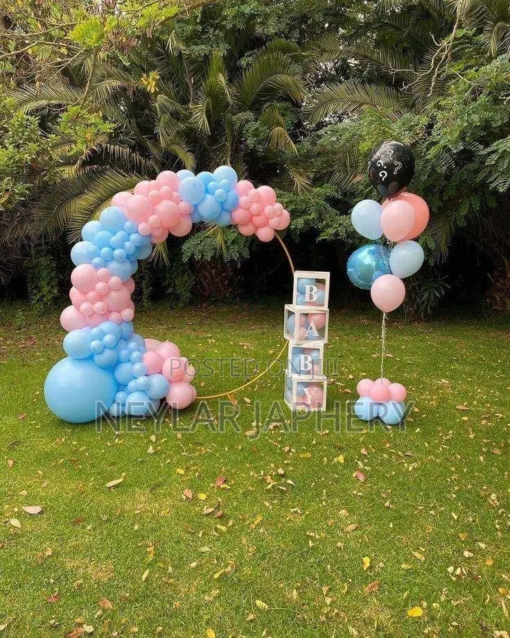 Event Decoration Supplies– Balloons, Flowers & Accessories