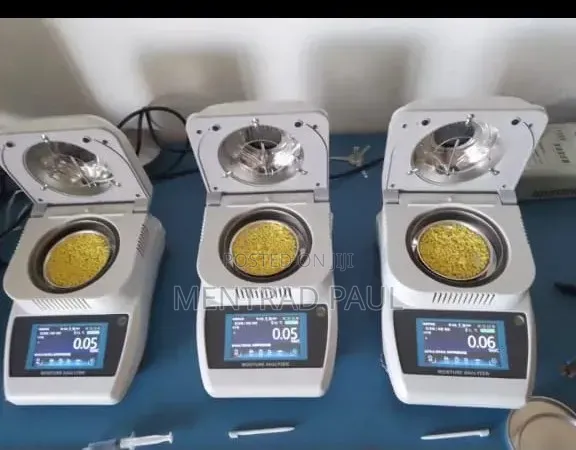Halogen Moisture Analyzer