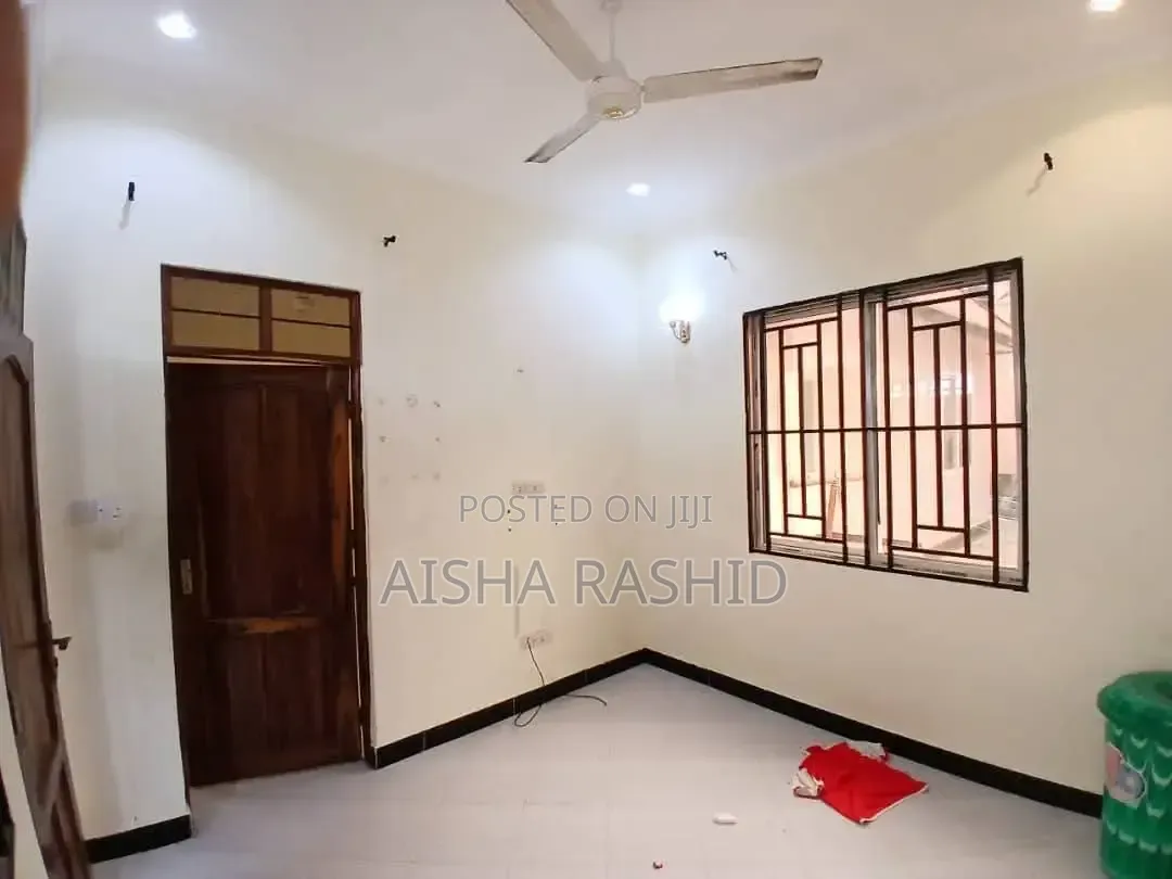 1bdrm Apartment in Kimara for rent