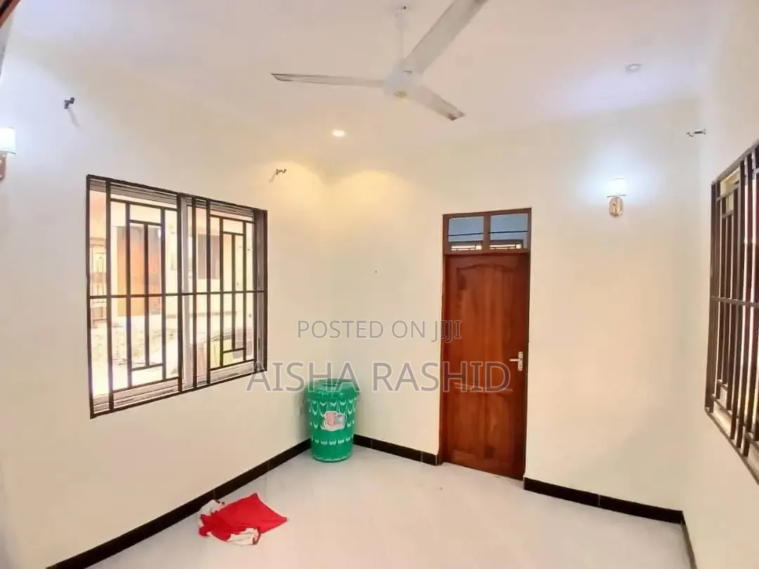 1bdrm Apartment in Kimara for rent