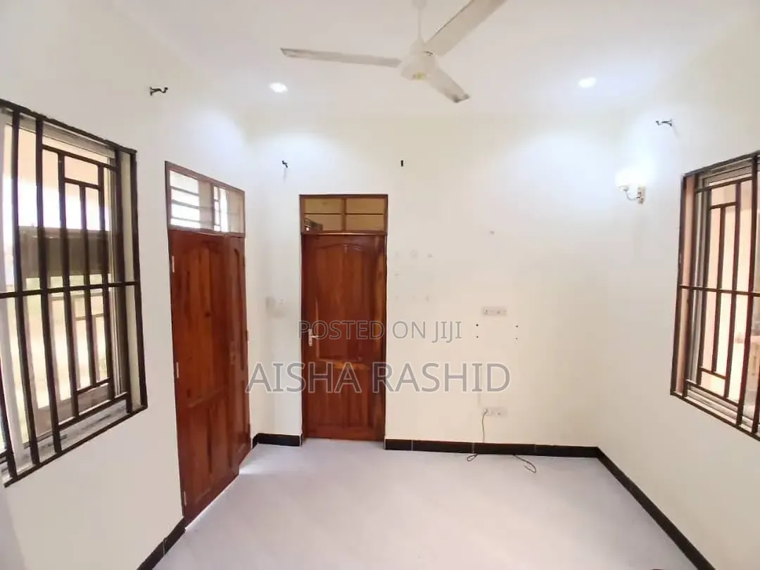 1bdrm Apartment in Kimara for rent