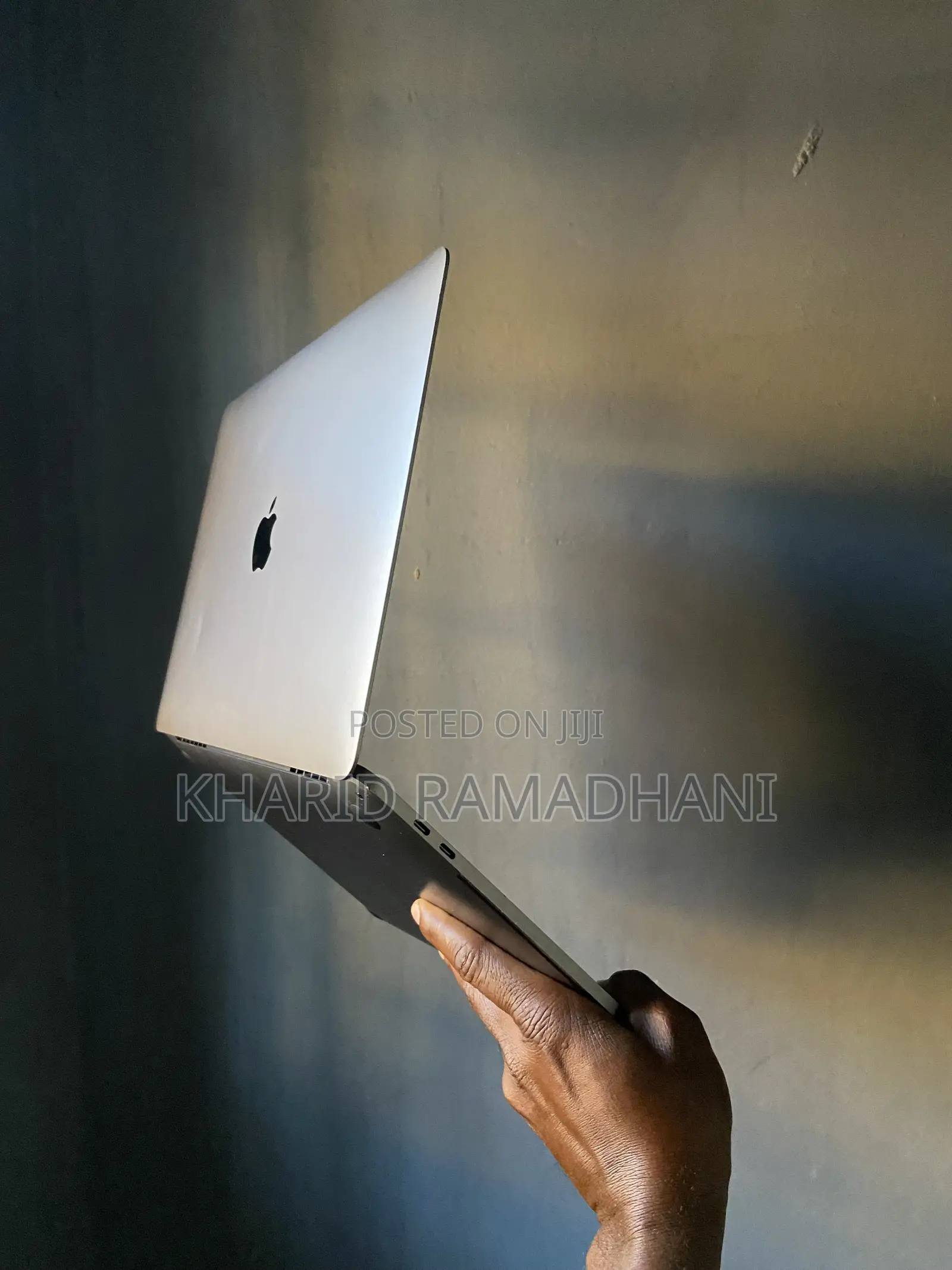 Laptop Apple MacBook Pro 2020 16GB Intel Core i5 SSD 512GB