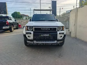 Toyota Land Cruiser Prado 2.8 2024 White