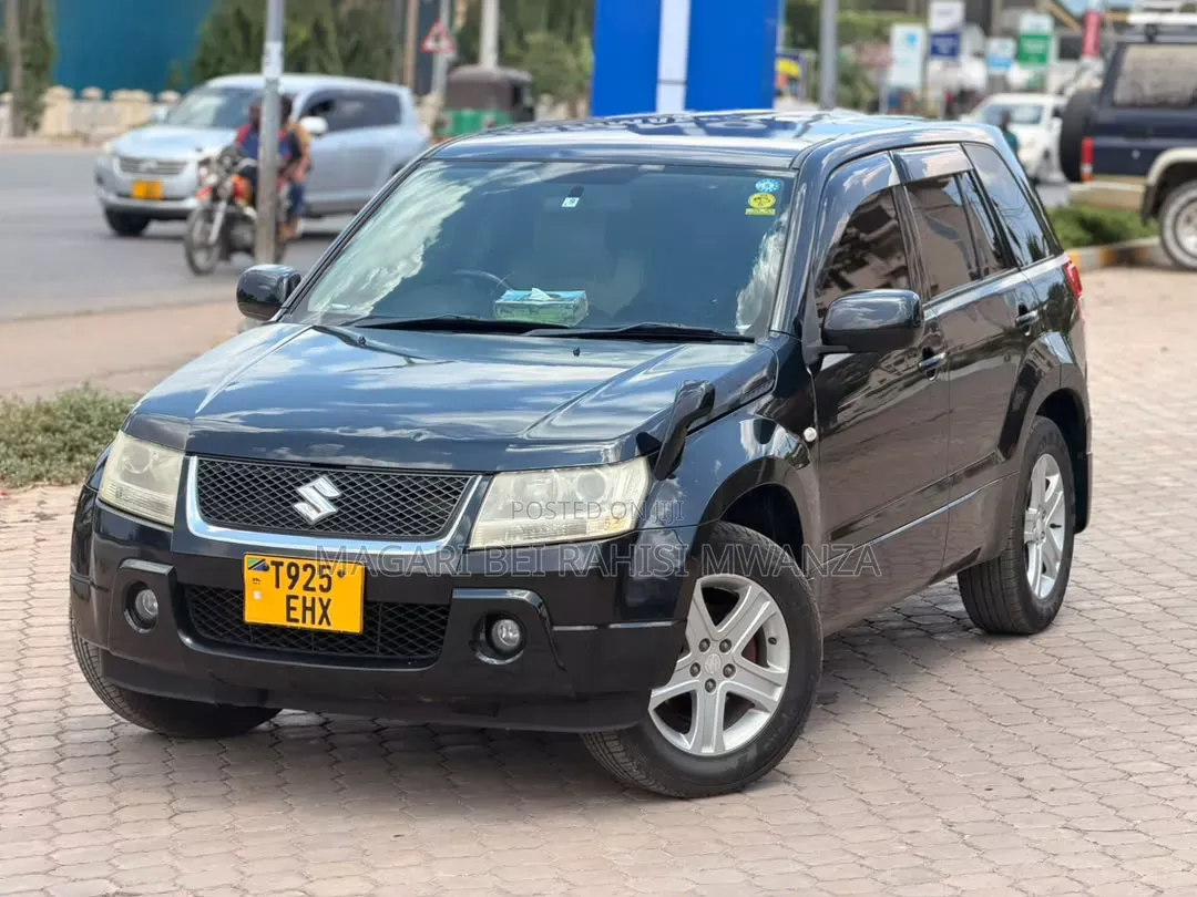 Suzuki Escudo 2008 Black