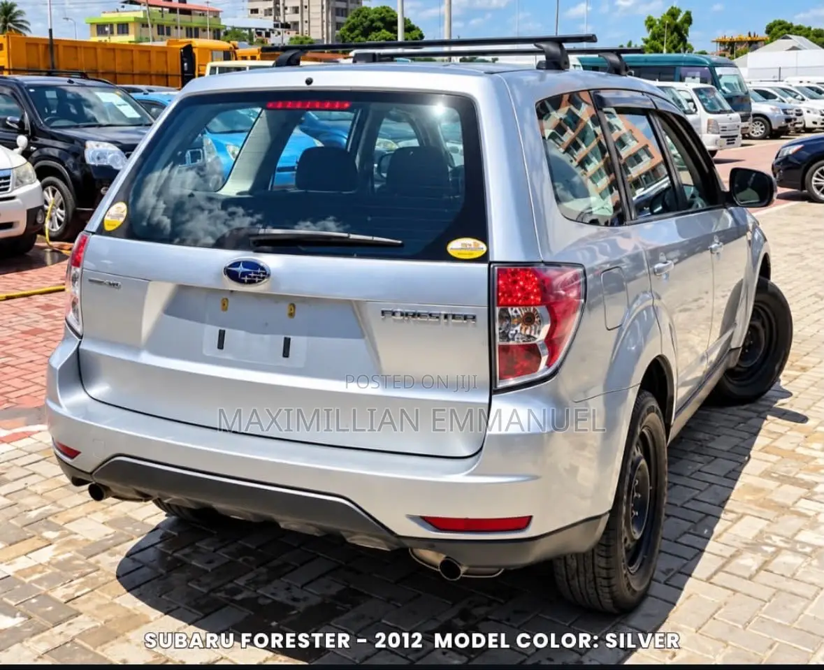 Subaru Forester 2012 Silver