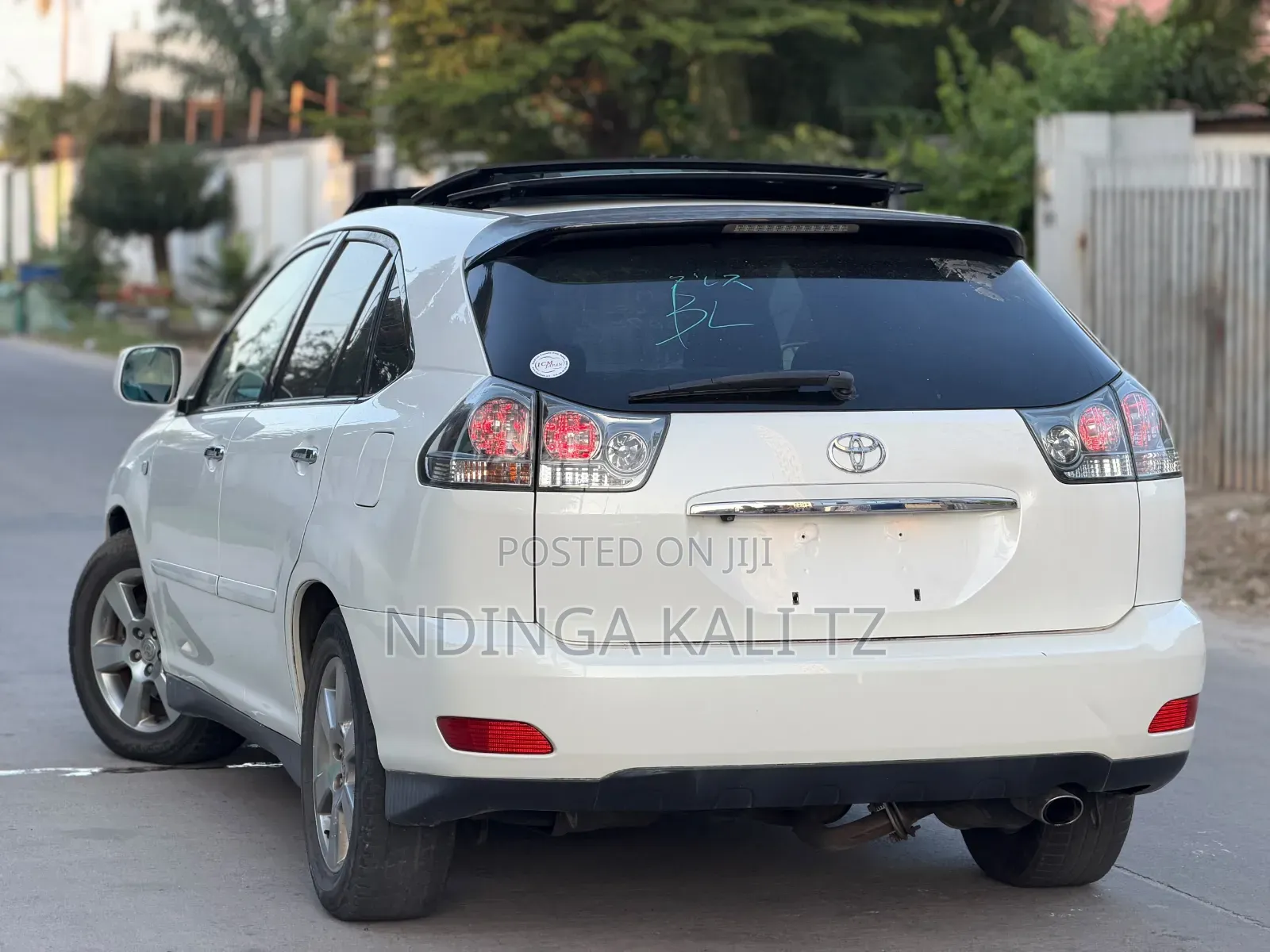 Toyota Harrier 2007 White