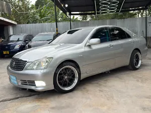 Toyota Crown 2004 Silver