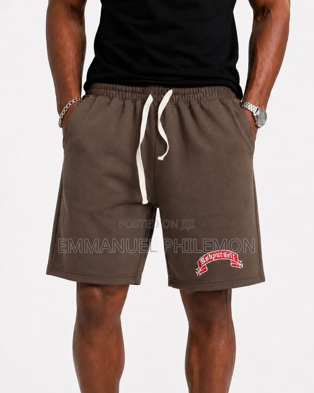 Clothes Accessories for Your Appearance and Good Looking