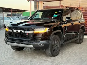 Toyota Land Cruiser LC300 2023 Maroon