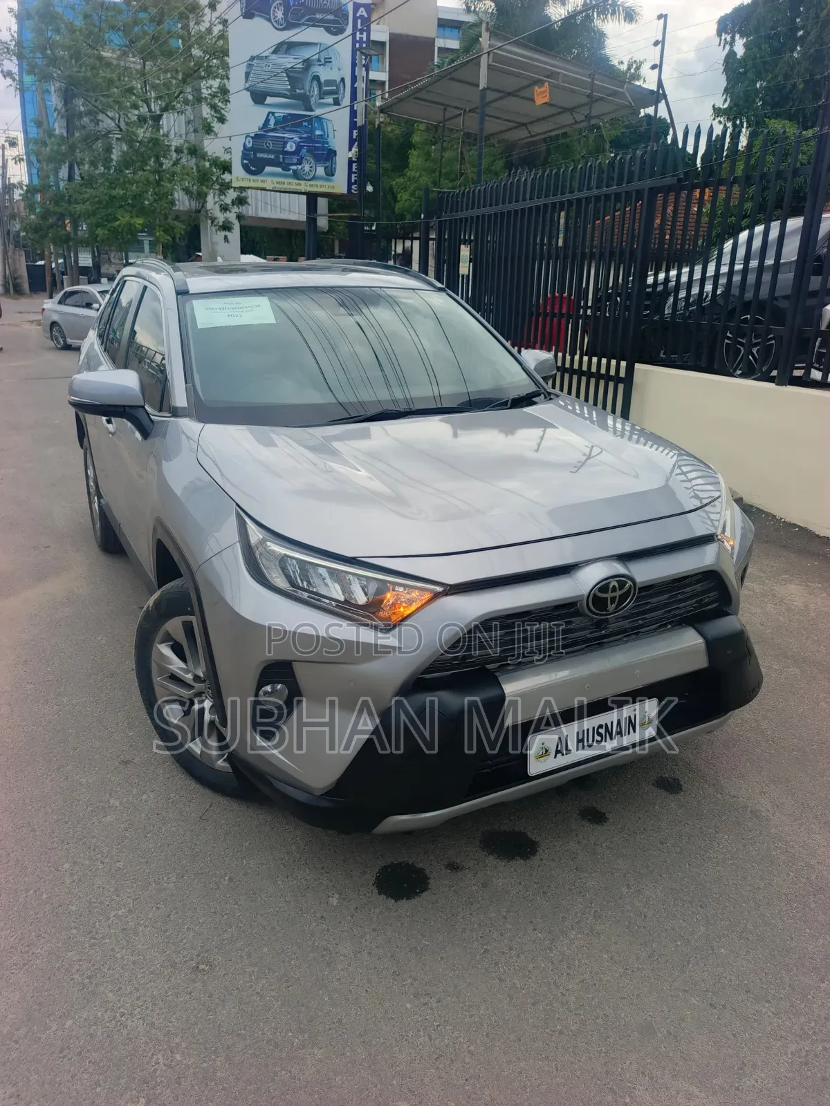 Toyota RAV4 Limited 2021 Silver