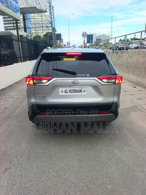Toyota RAV4 Limited 2021 Silver