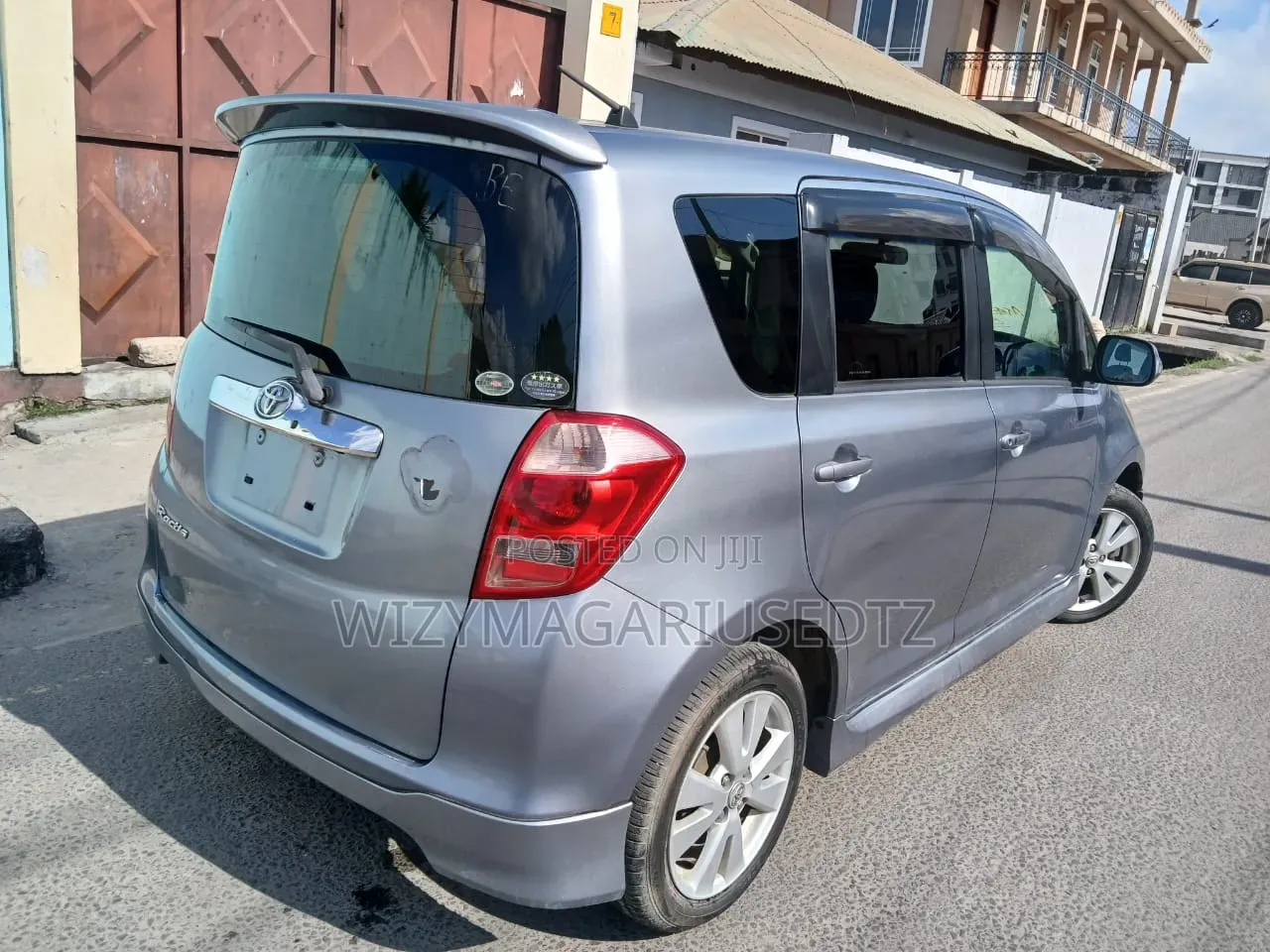 Toyota Ractis 1.5 AWD 2007 Burgundy