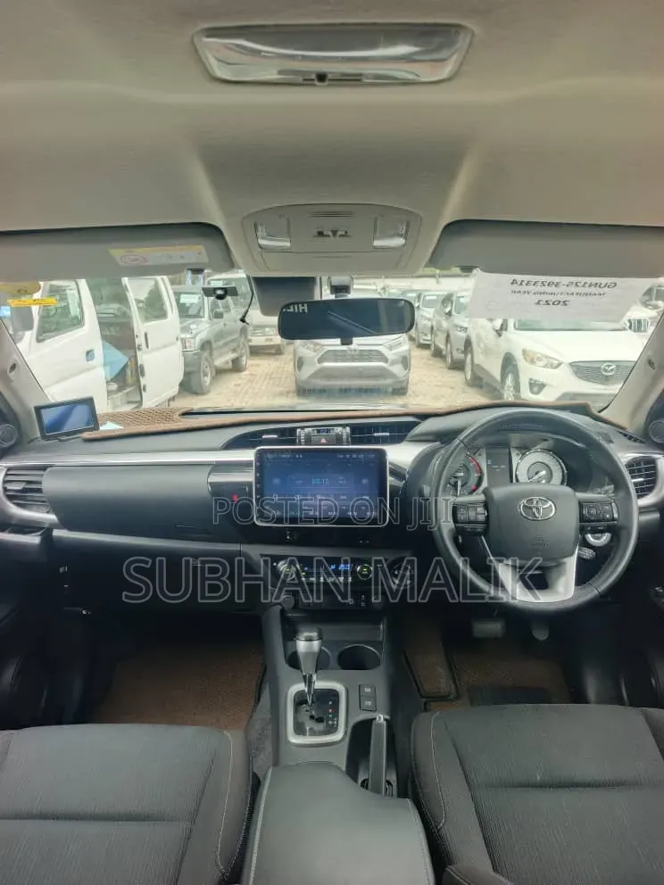 Toyota Hilux Revo Double Cab Deisel 2.4 AWD 2021 Green