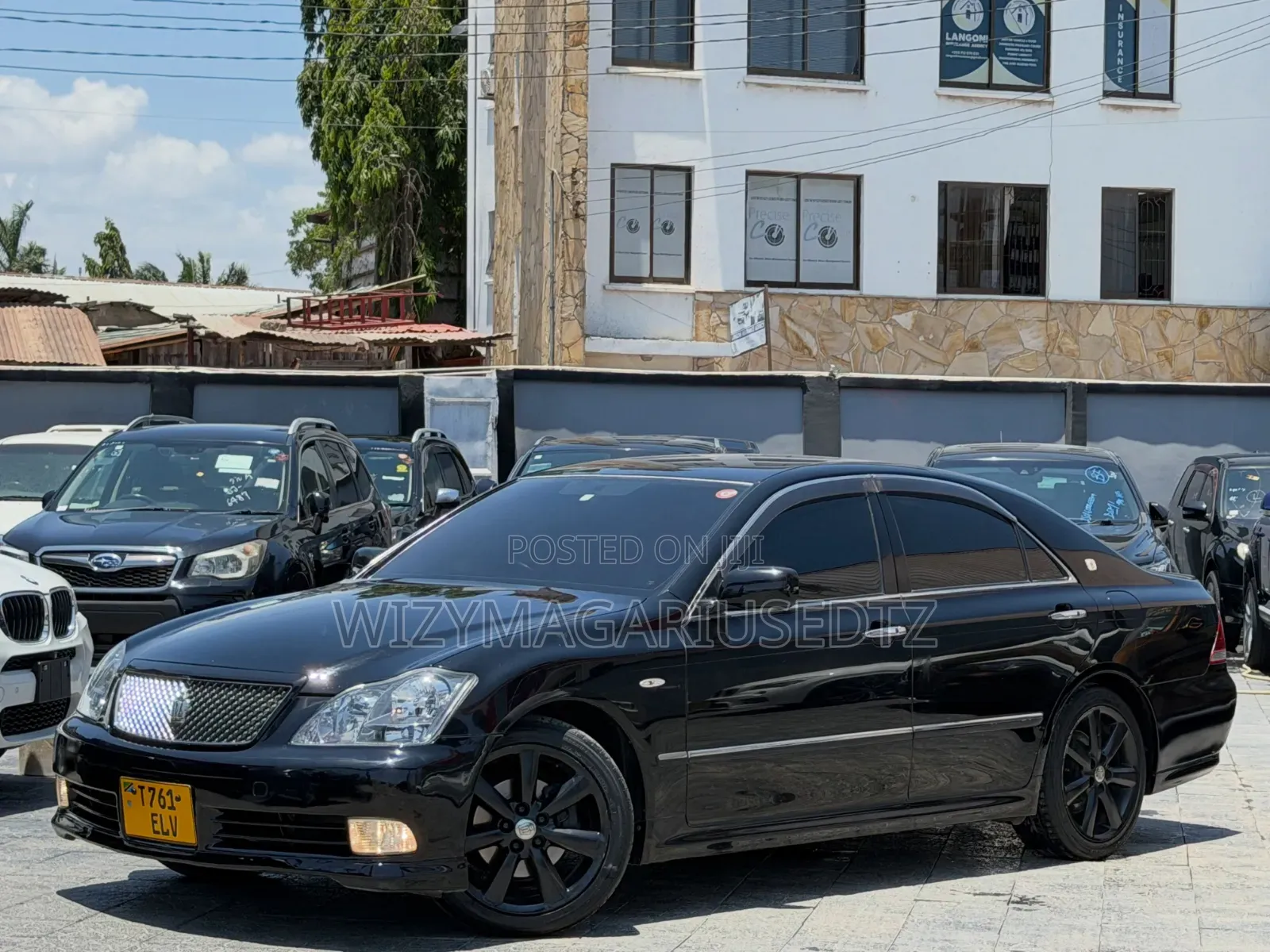 Toyota Crown 2004 Black