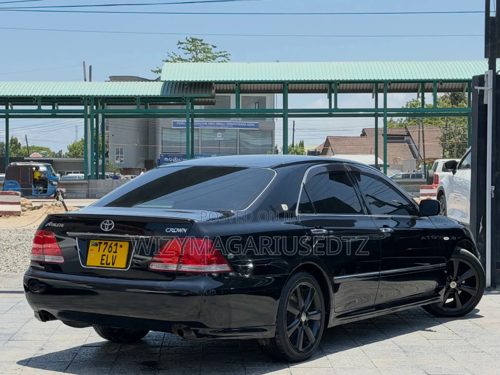 Toyota Crown 2004 Black