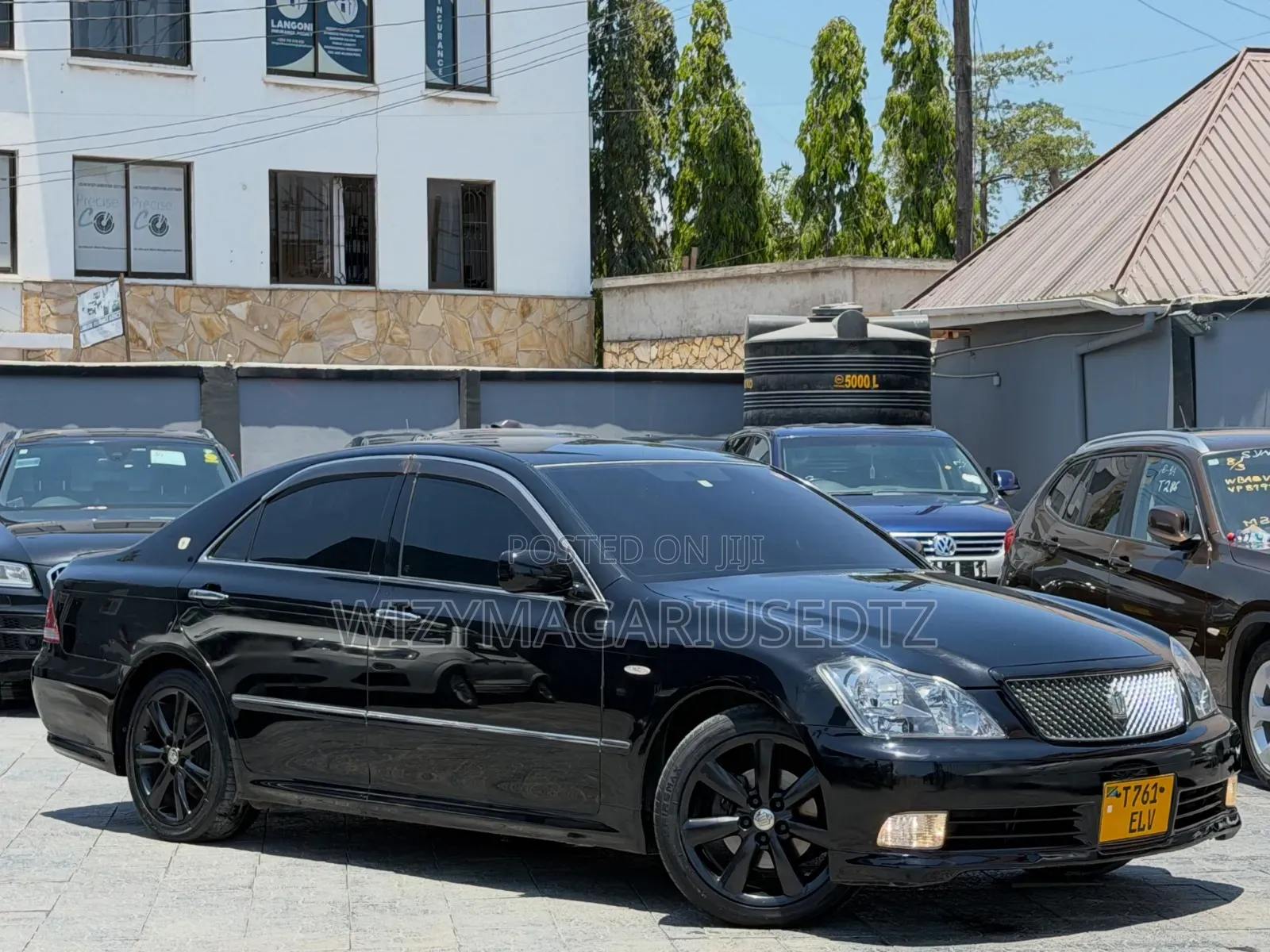 Toyota Crown 2004 Black