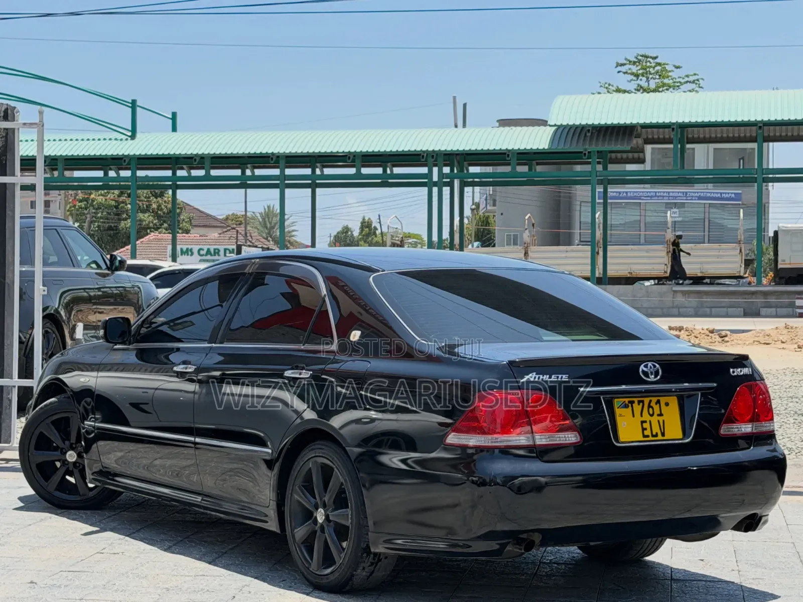 Toyota Crown 2004 Black