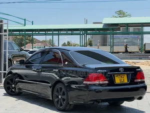 Toyota Crown 2004 Black